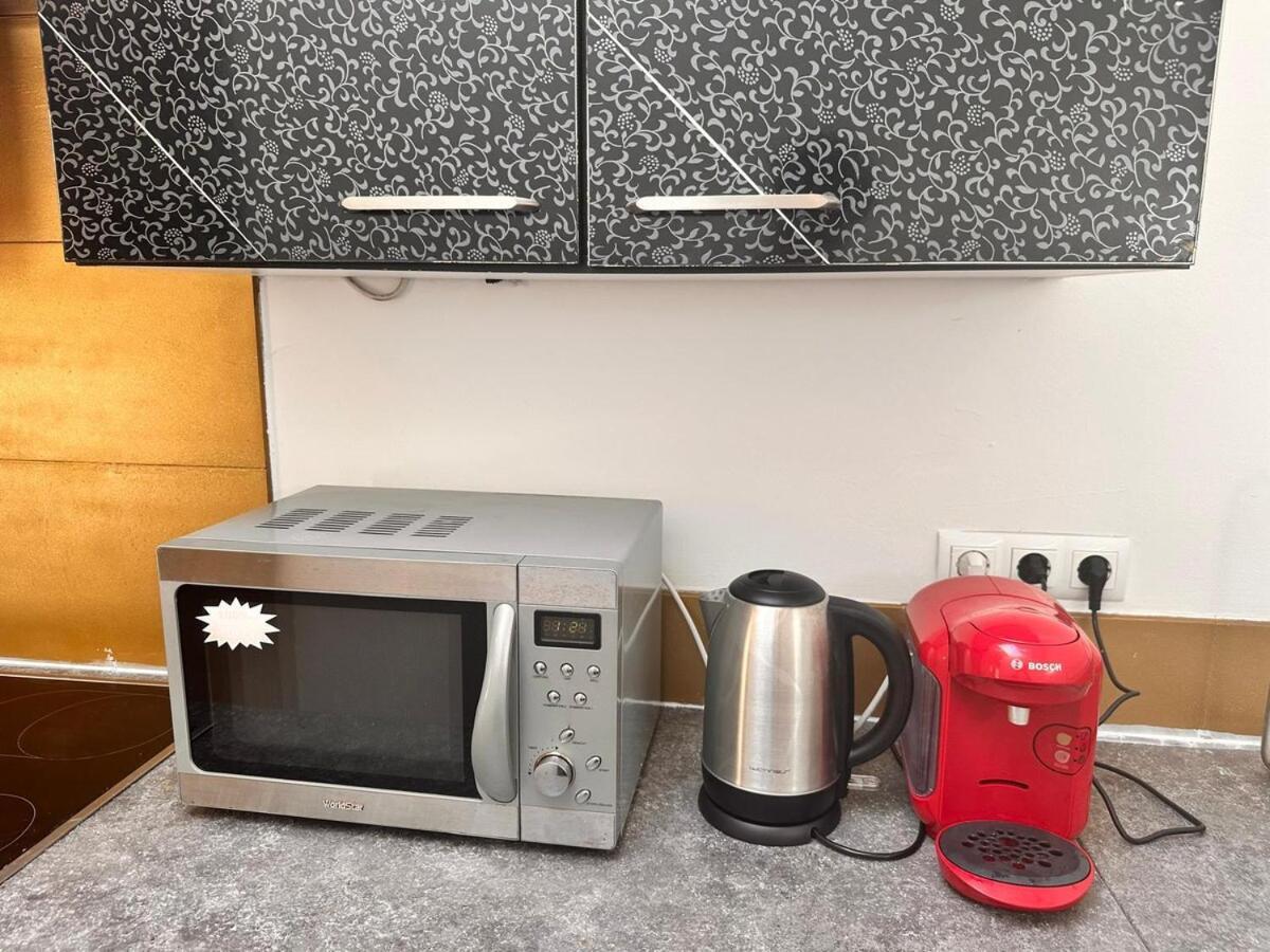 Full Premium - 2 Bedrooms For 5 People - Near Metro Ferienhaus