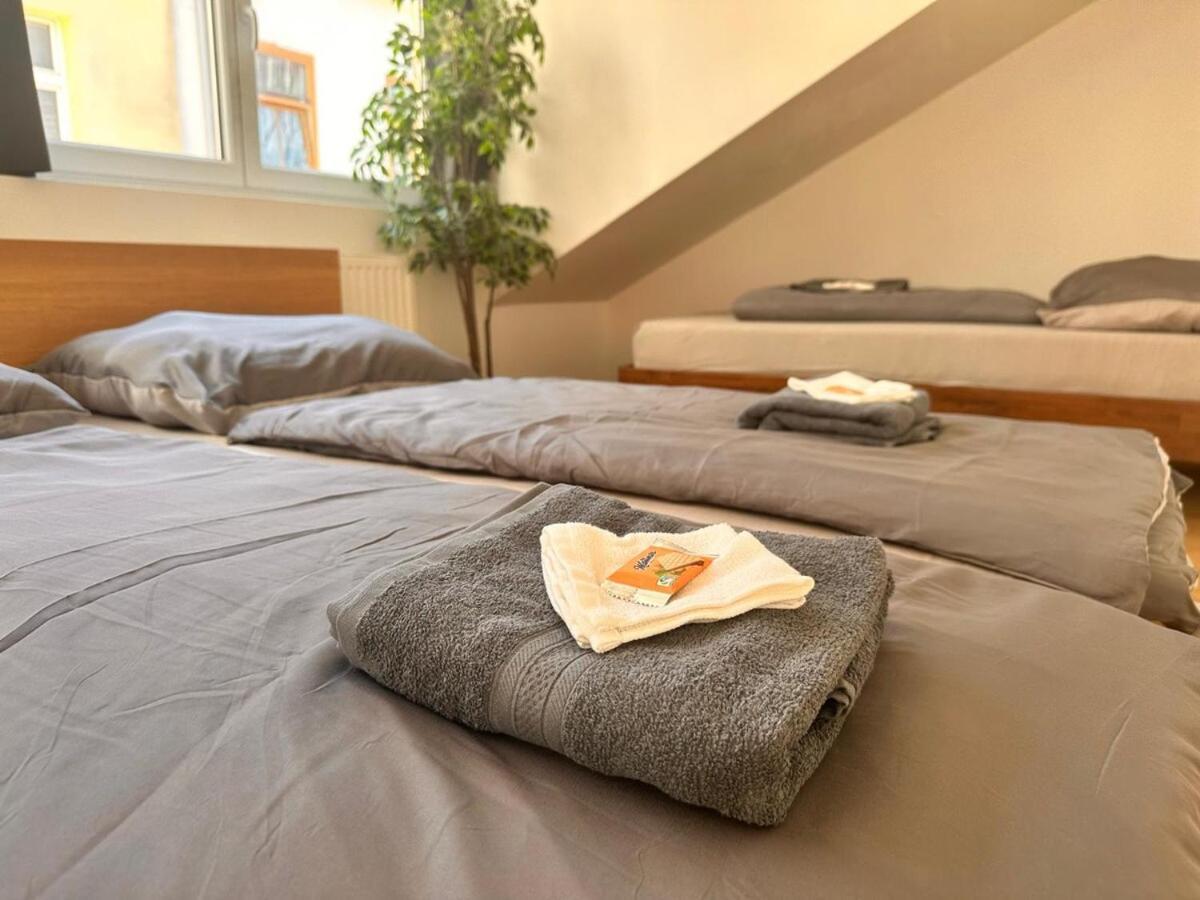Ferienhaus Full Premium - 2 Bedrooms For 5 People - Near Metro