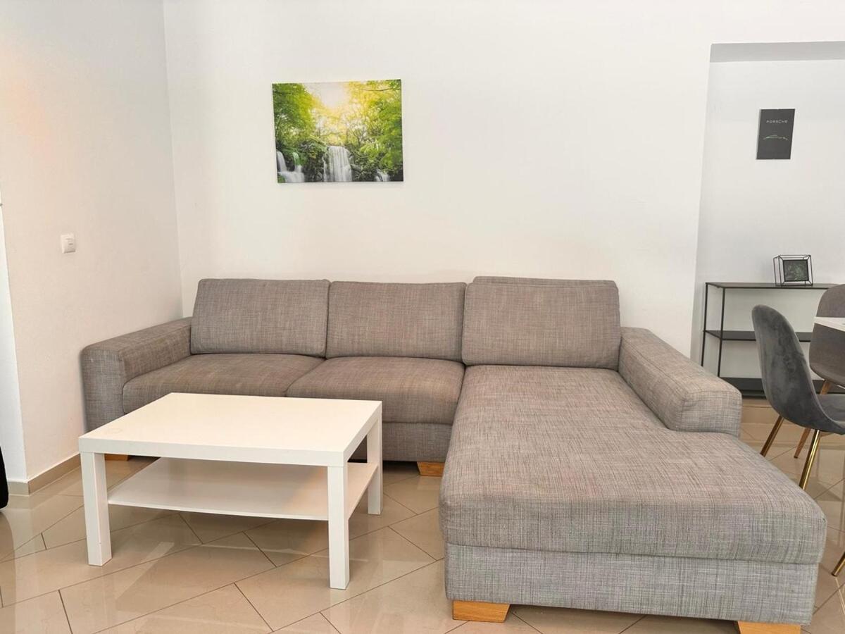 Full Premium - 2 Bedrooms For 5 People - Near Metro Ferienhaus