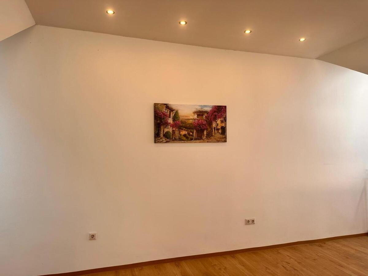 Full Premium - 2 Bedrooms For 5 People - Near Metro Wien