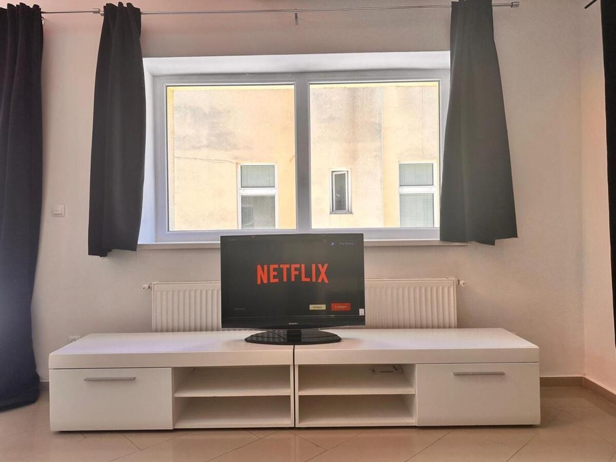 Ferienhaus Full Premium - 2 Bedrooms For 5 People - Near Metro