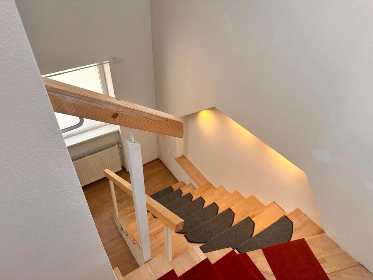 Full Premium - 2 Bedrooms For 5 People - Near Metro Ferienhaus