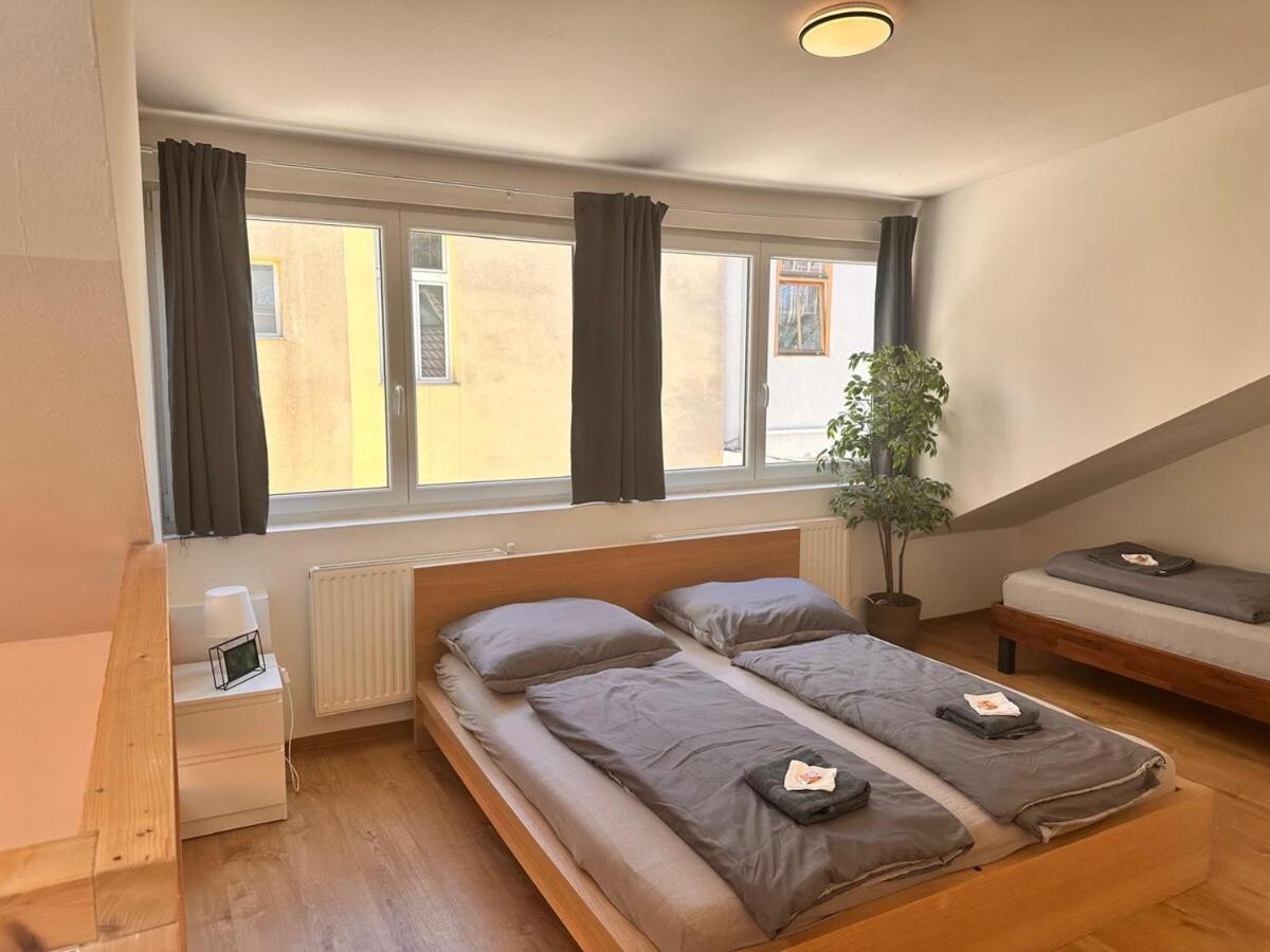 Ferienhaus Full Premium - 2 Bedrooms For 5 People - Near Metro